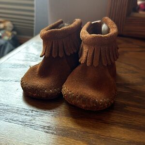 Minnetonka® Baby Shoes - Like NEW!